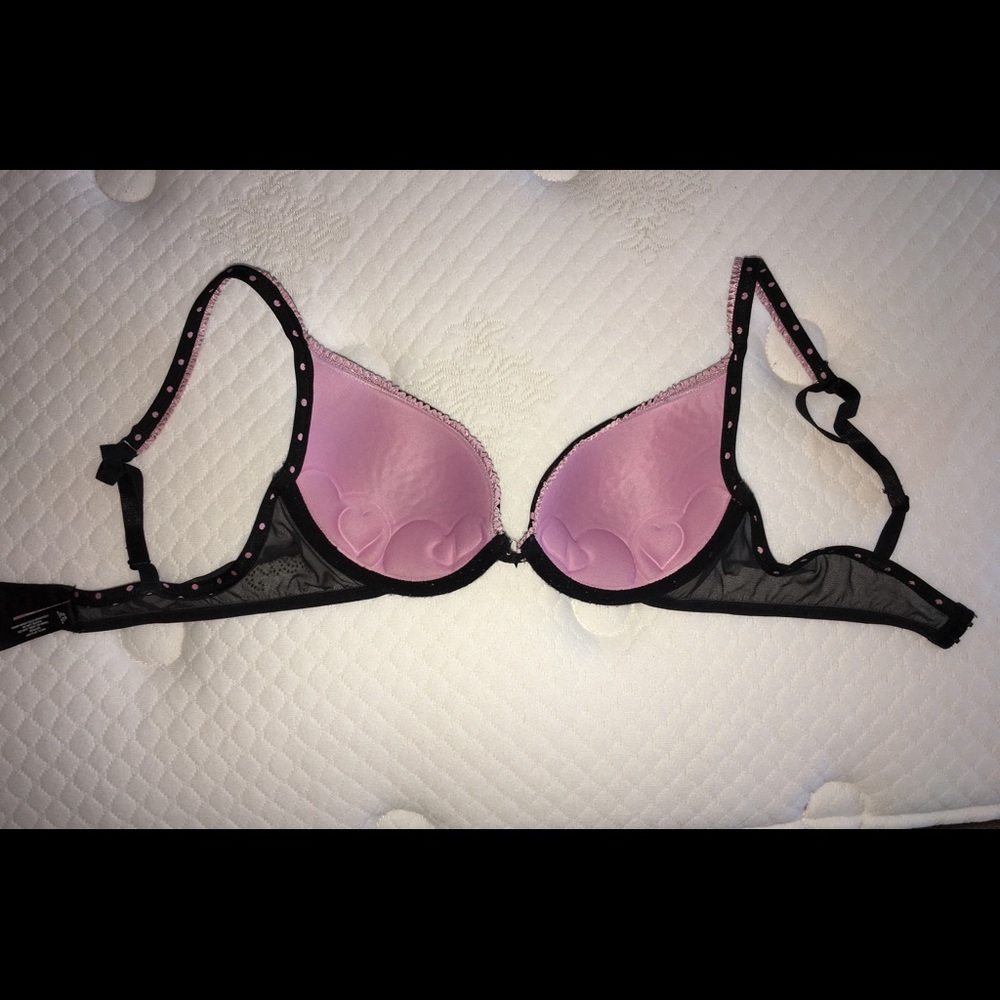 VS Bra - Picture 2 of 3